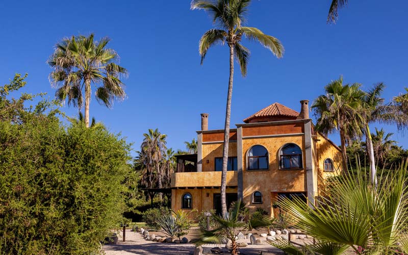 North-Villa-Suites